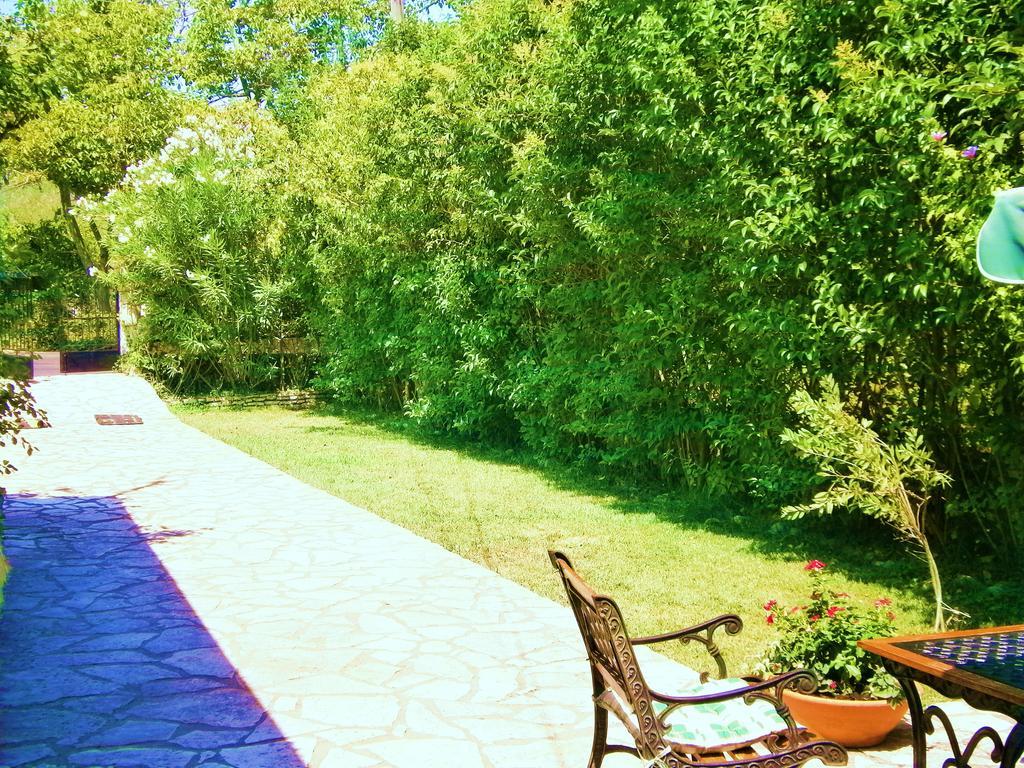 Villa Frias Asprogerakata Ruang foto