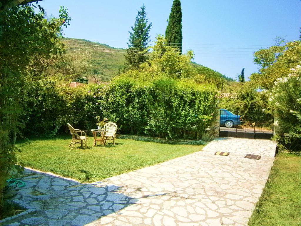 Villa Frias Asprogerakata Ruang foto